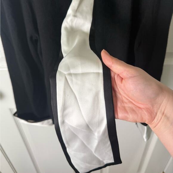 Alice + Olivia Zani Bow Collar Sweater XL - Picture 3 of 11